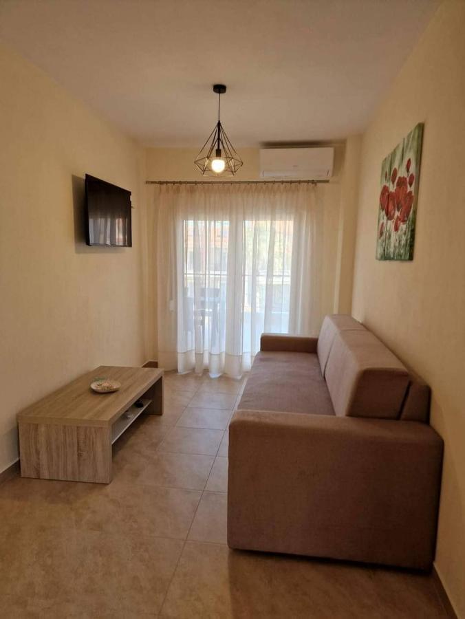 Xanthiotis Apartment *