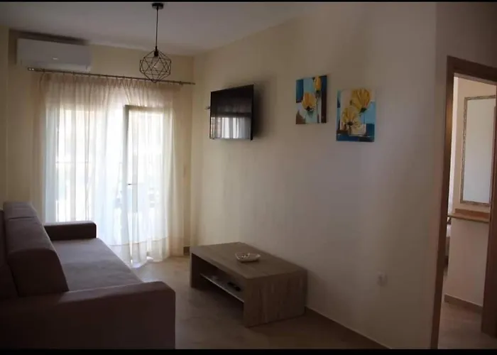 Xanthiotis Apartments